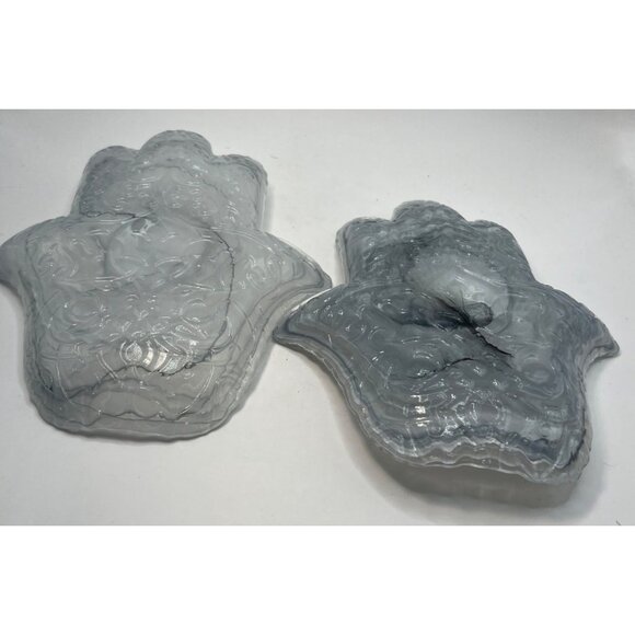 2 Gray and White Glass Swirl Stacking Dishes - Picture 6 of 8